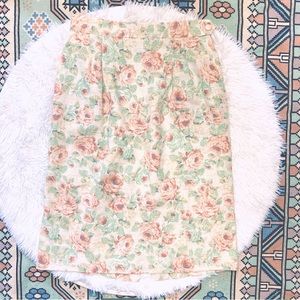 🌞3/$18🌞Vintage 1980s Illustrations Floral Rose Pencil Skirt